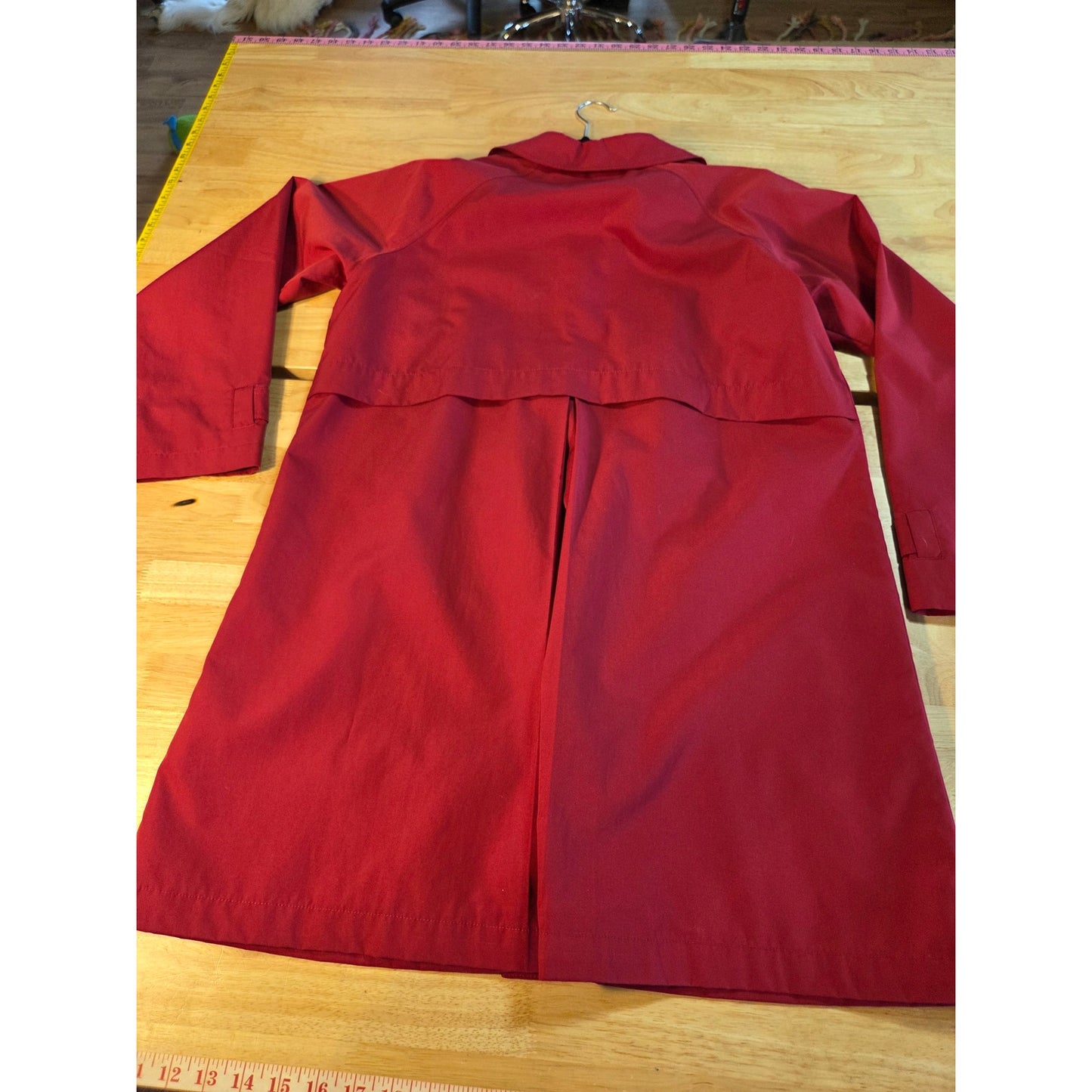 LL Bean red jacket zipper pocket size medium water resistant work jacket