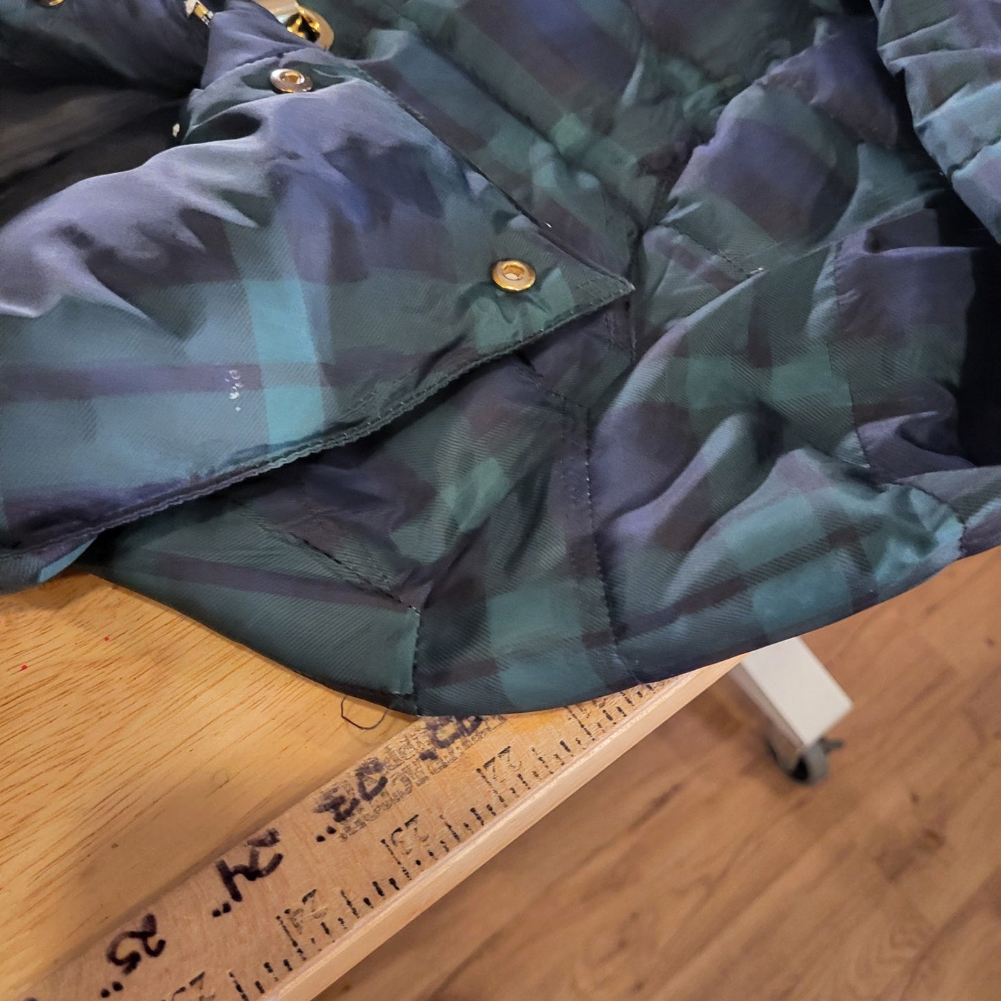 Charter Club Blue Green Plaid Puffer Coat Gold Closures (See slight damage)