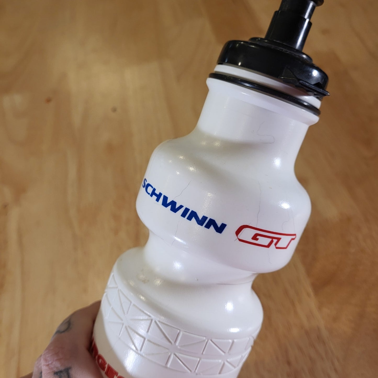 Burgess Cycle Shop Salina, KS Schwinn GT Vintage Squirt Water Bottle