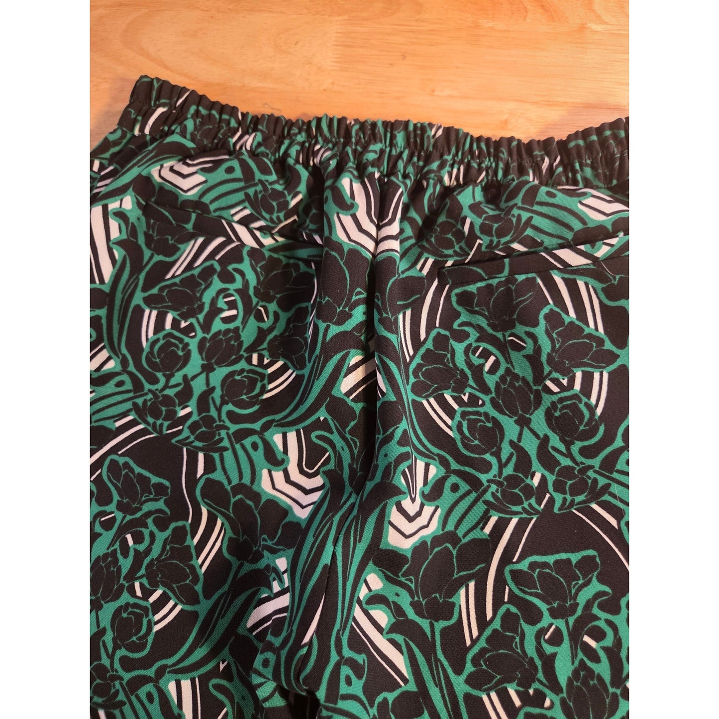 J. Crew Green Black White Abstract Tuxedo Pants Side Piping Size 6 Polyester