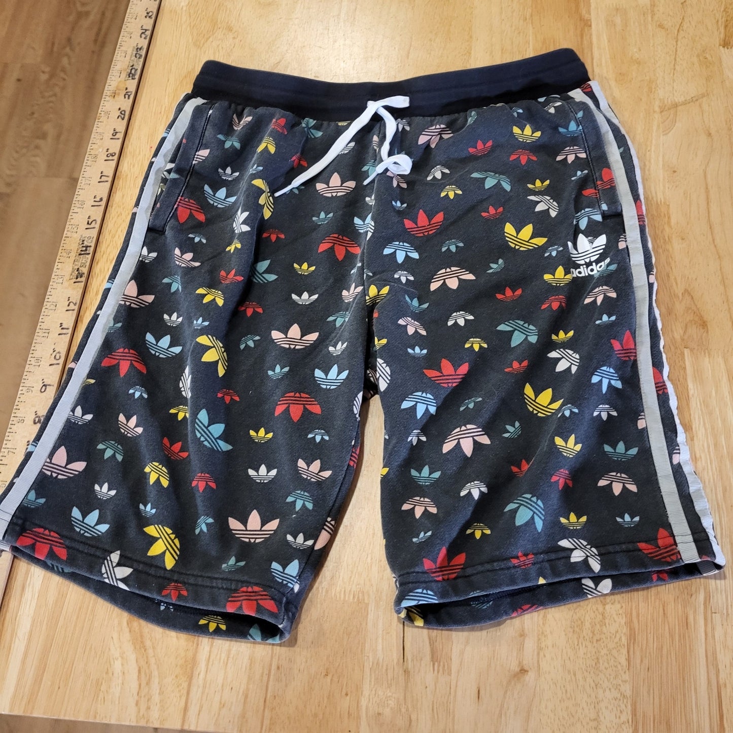 Adidas Originals Black Sweat Shorts Colorful All Over Print Stripe