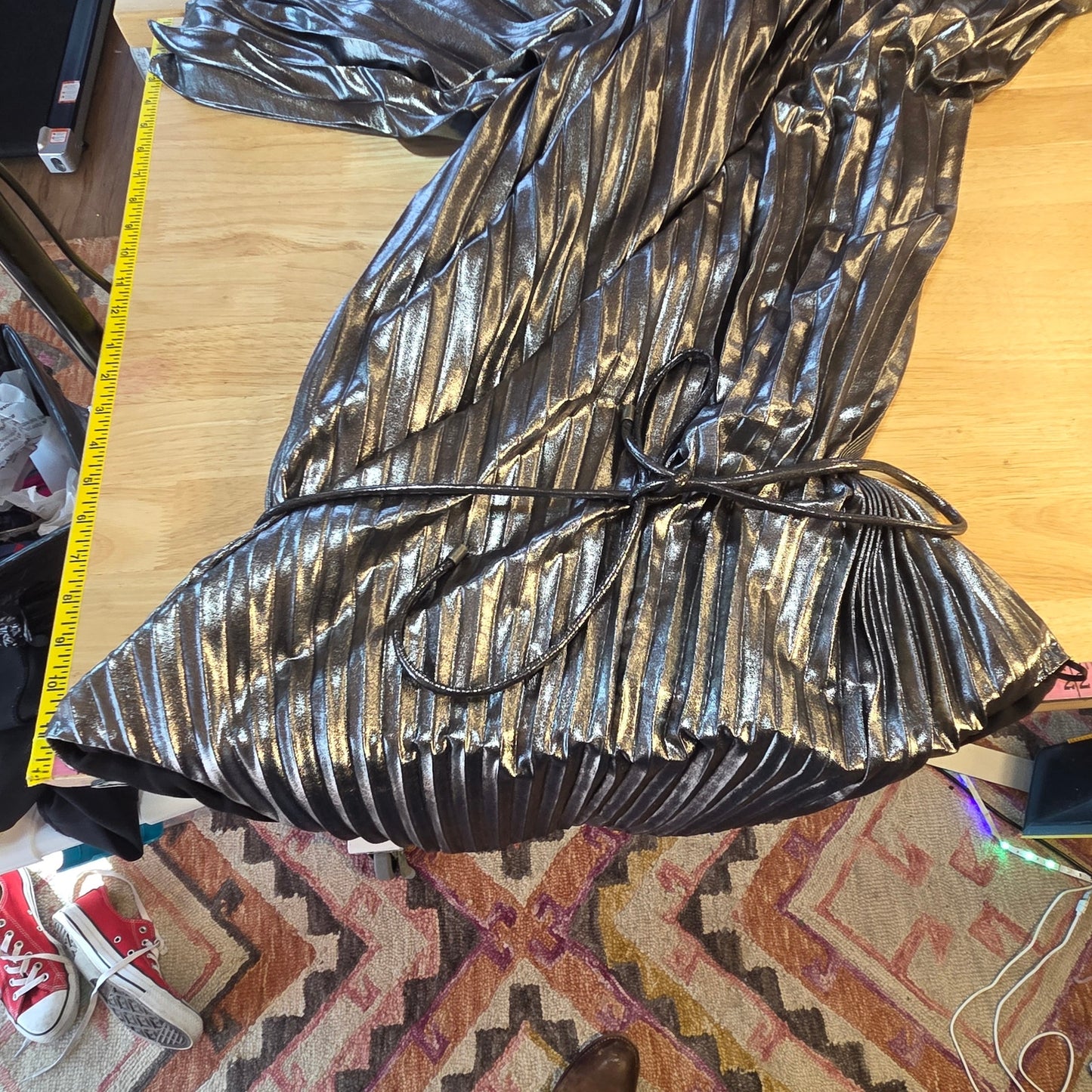 Nwt Ted Baker silver metallic pleated sleeveless midi dress belted a line size 5