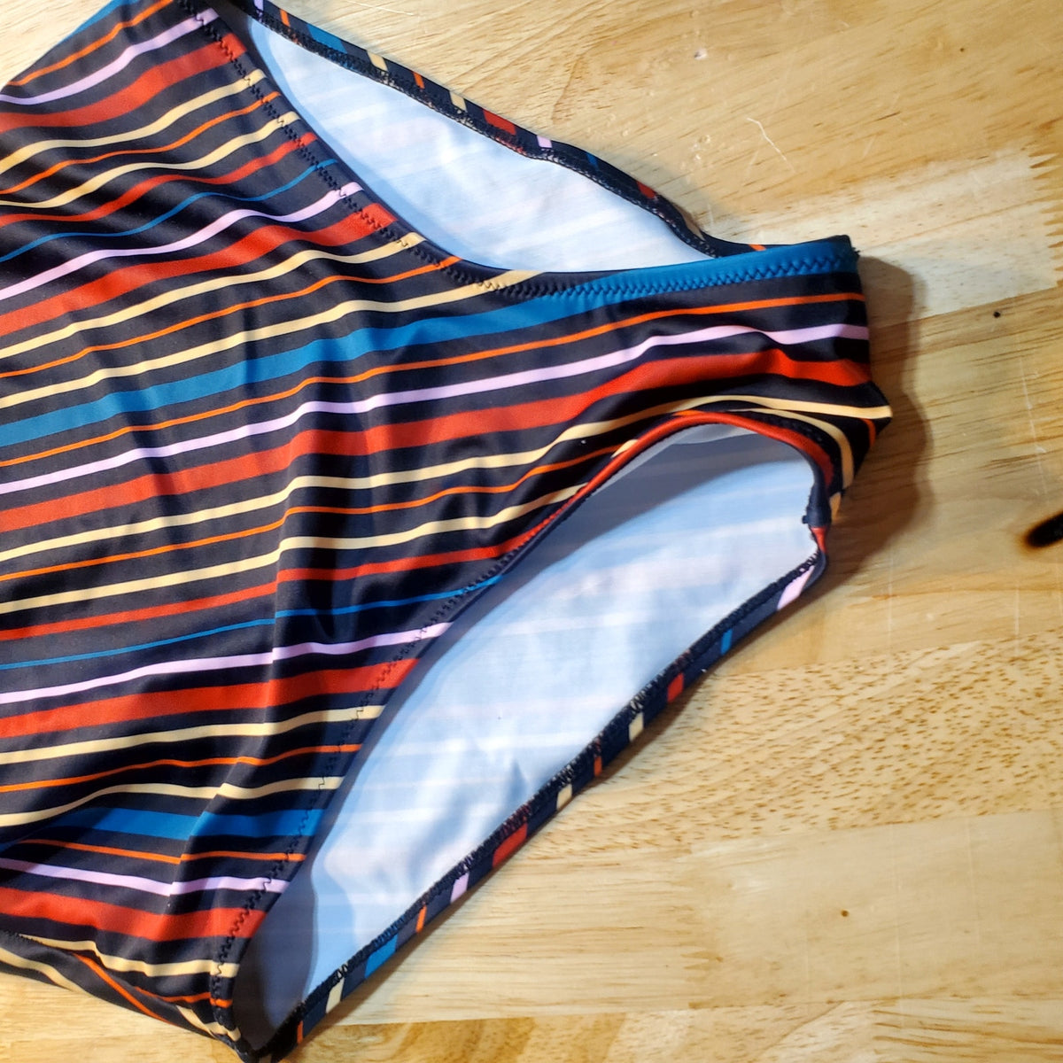 UNBRANDED PRIMARY COLOR STRIPED ONE PIECE BATHING SUIT SMALL