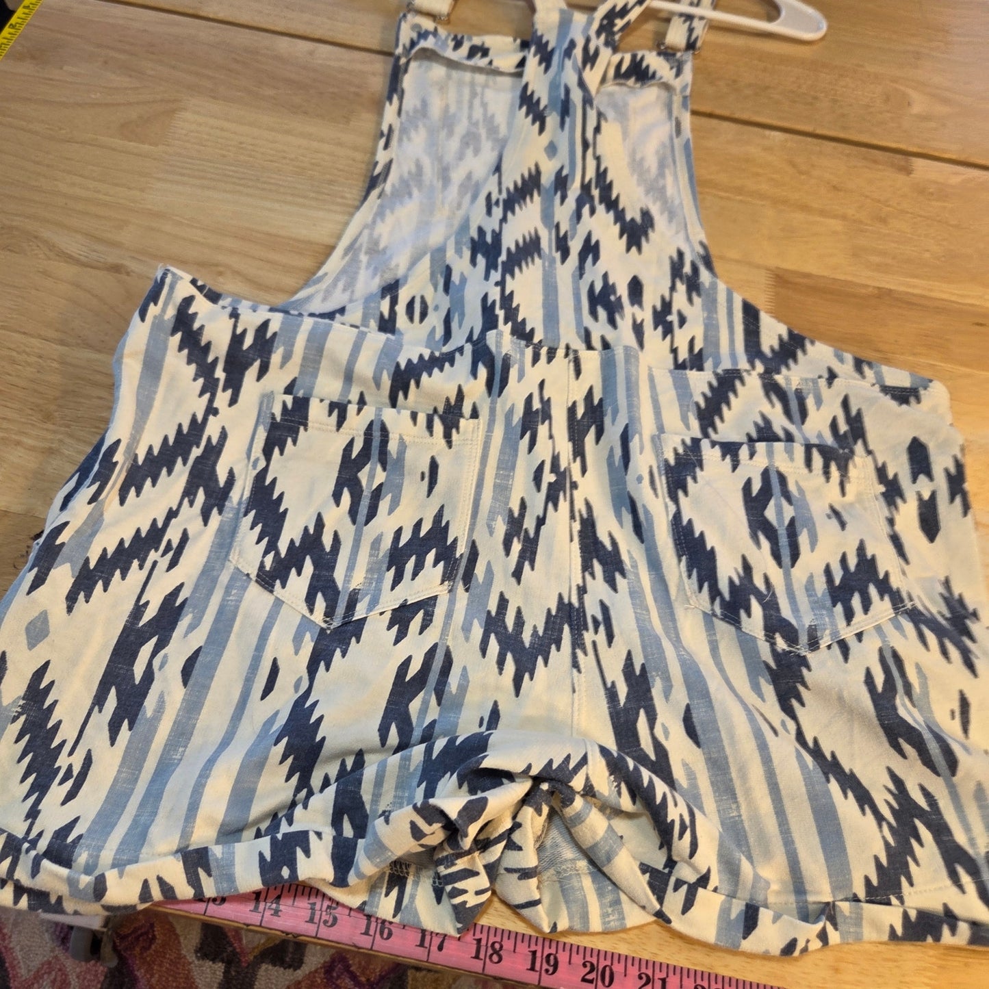 Cato Jersey Net Aztec print cream and blue overall shorts size large