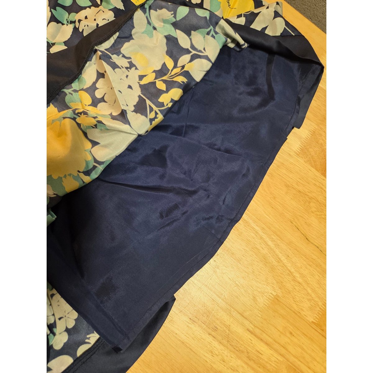 Max and Cleo size 8 blue and yellow floral print silk skater dress sleeveless