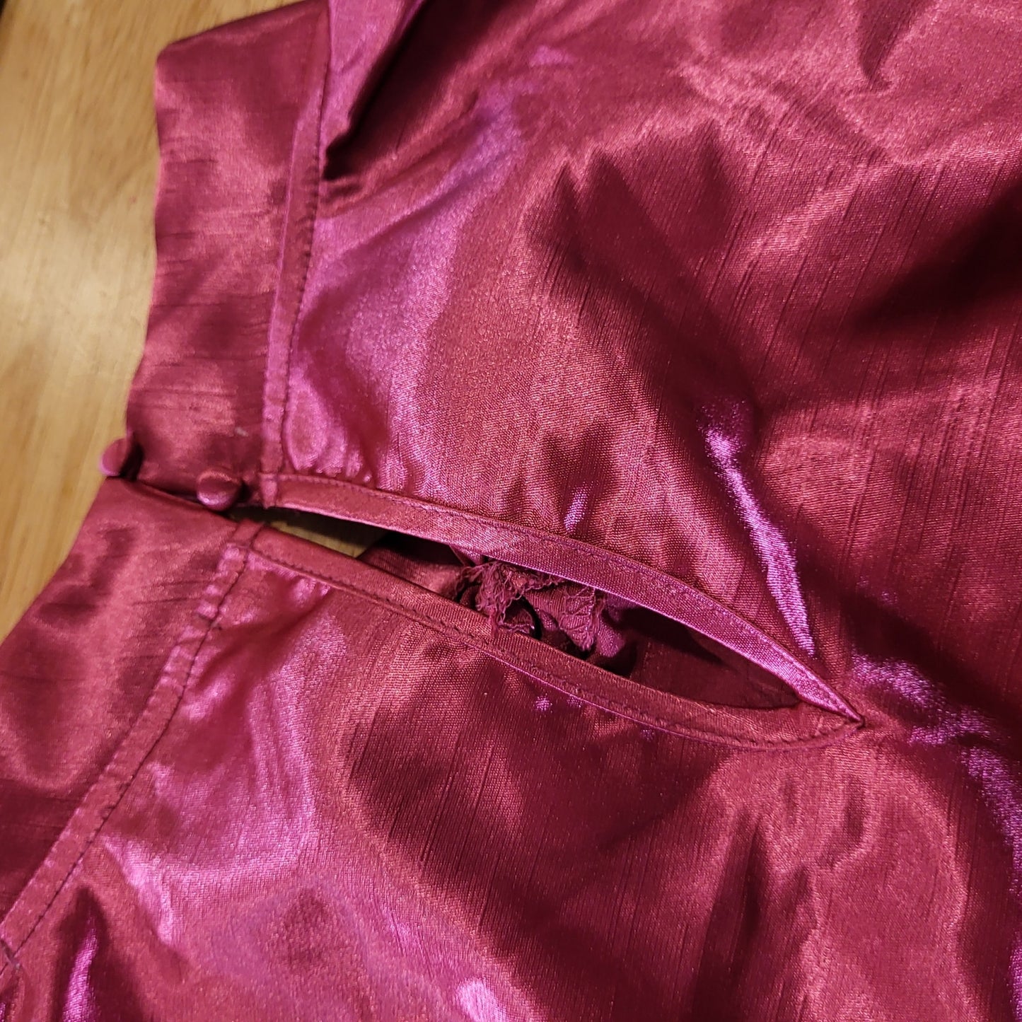 Monroe & Main Vintage Satin Pink Fuscia Winged Sleeve High Neck Blouse 2x