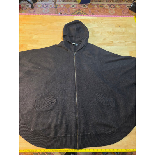 H&M Black close knit hooded Poncho zip front pockets  one size