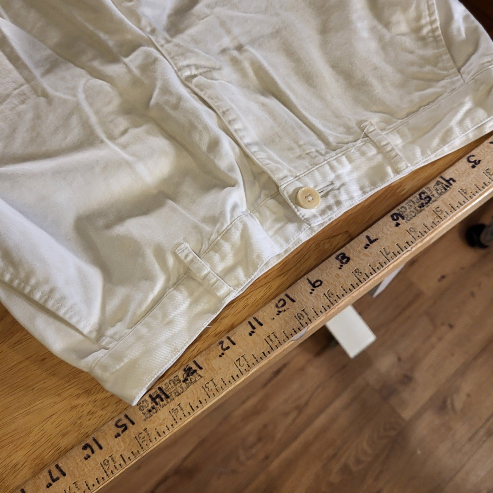 Lauren Ralph Lauren White 100% Cotton Shorts Size 4 Flat Front Pockets