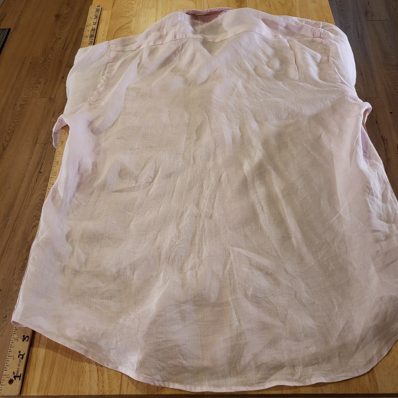 Saks Fifth Avenue Pastel Pink 100% Linen Collar Button Down (see small hole) XL
