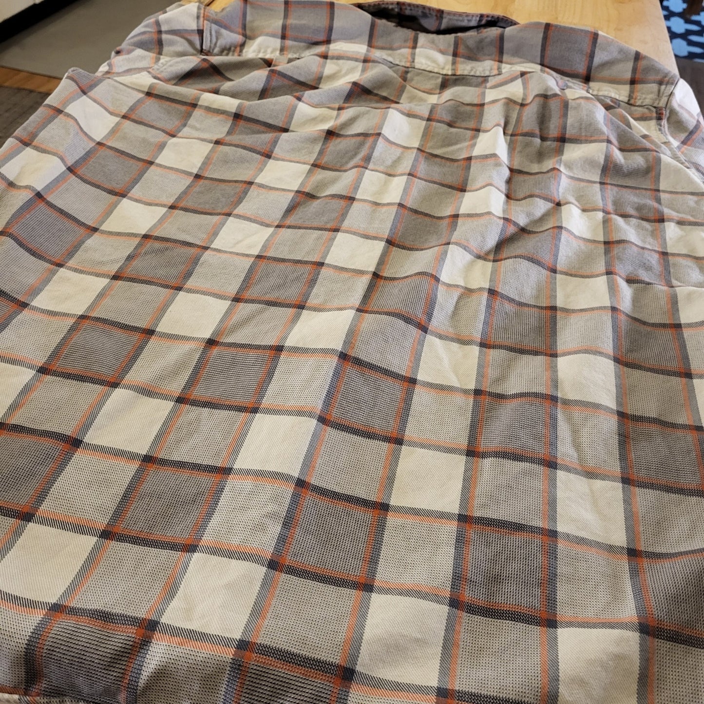 Eddie Bauer Classic Fit XL Long Sleeve Plaid Collared Button Down 100% Cotton 