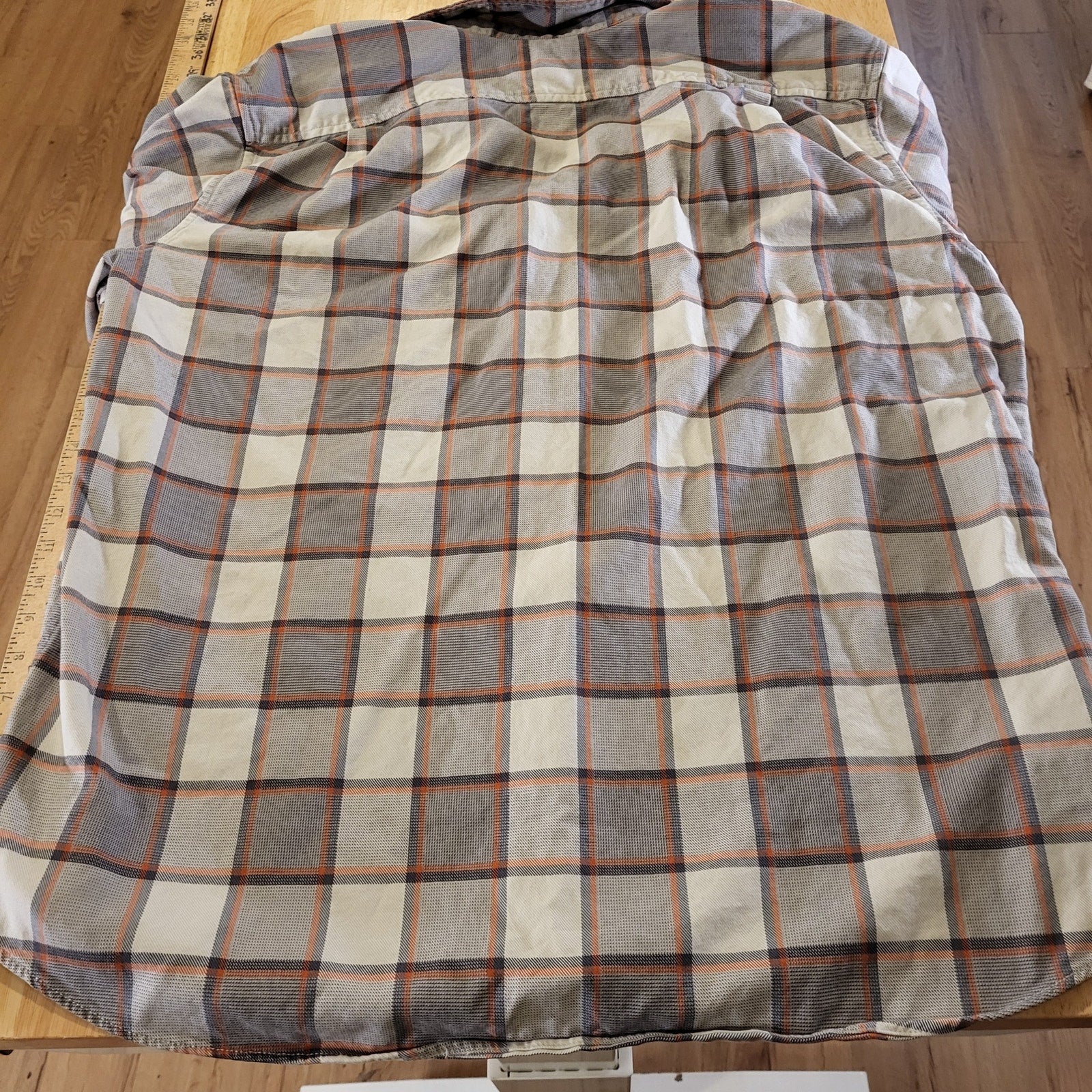Eddie Bauer Classic Fit XL Long Sleeve Plaid Collared Button Down 100% Cotton 