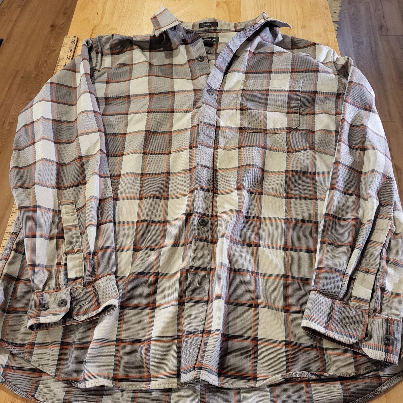 Eddie Bauer Classic Fit XL Long Sleeve Plaid Collared Button Down 100% Cotton 