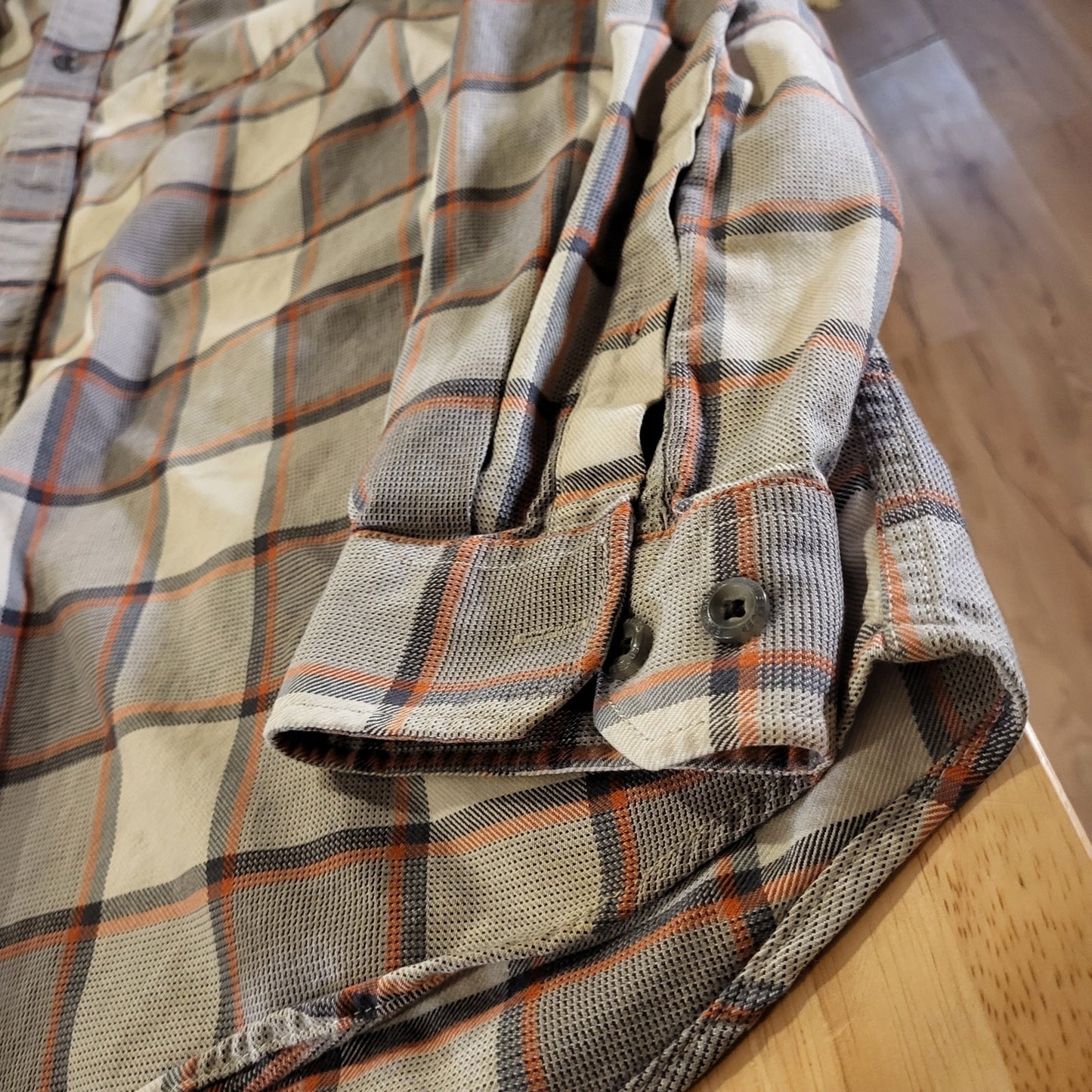 Eddie Bauer Classic Fit XL Long Sleeve Plaid Collared Button Down 100% Cotton 
