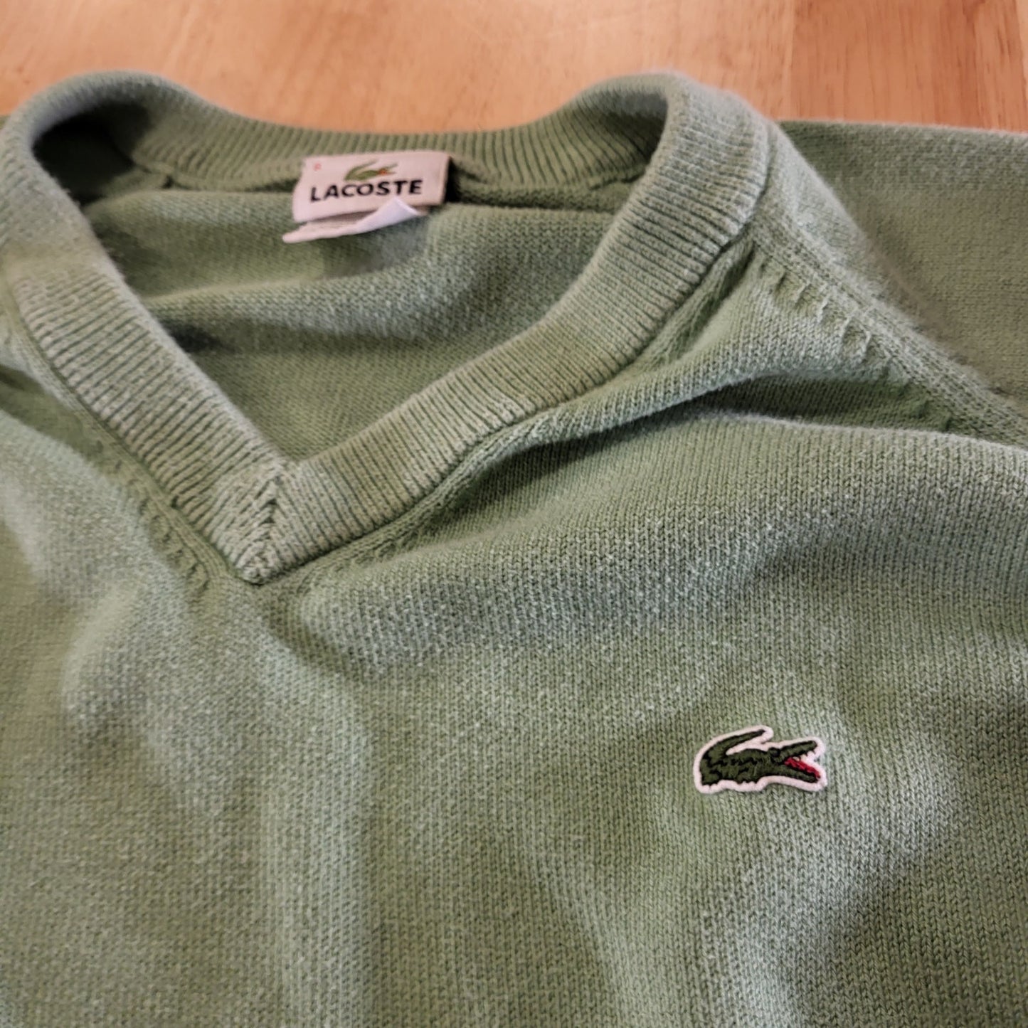 Pastel Green Lacoste V-neck Sweater Cotton 23"p2p 37" Long 