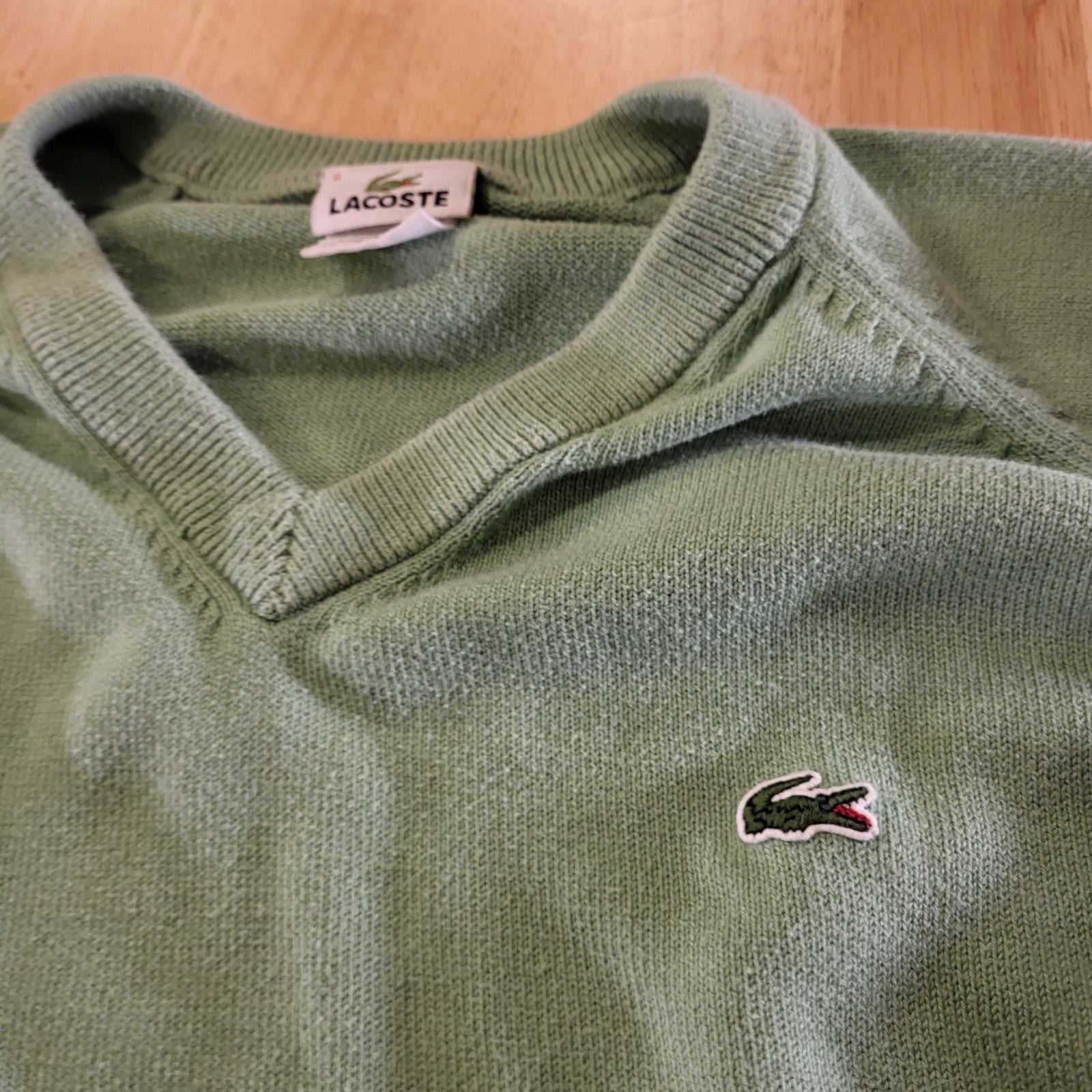 Pastel Green Lacoste V-neck Sweater Cotton 23"p2p 37" Long 