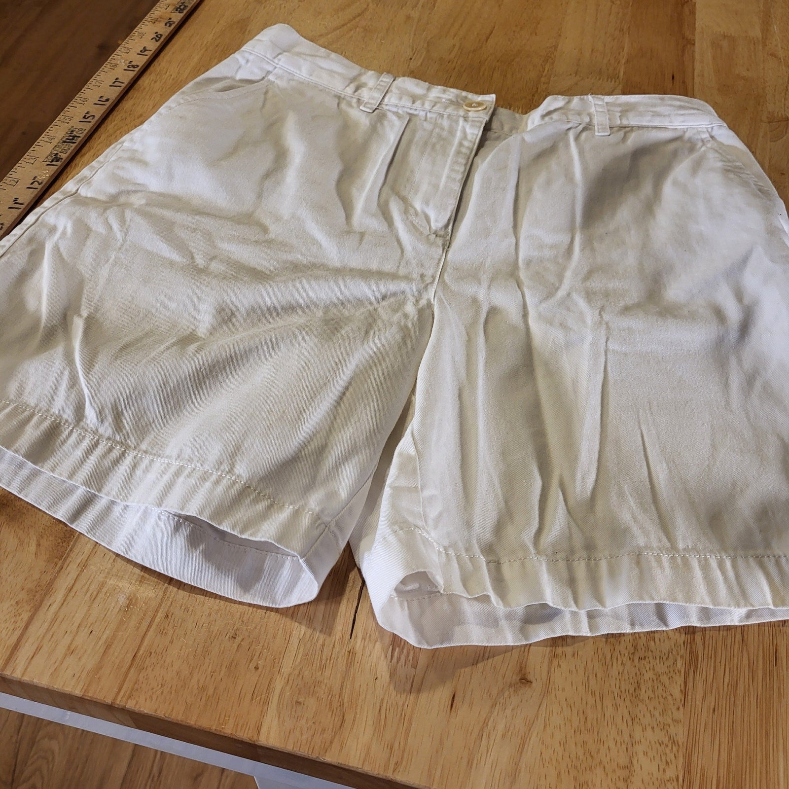 Lauren Ralph Lauren White 100% Cotton Shorts Size 4 Flat Front Pockets