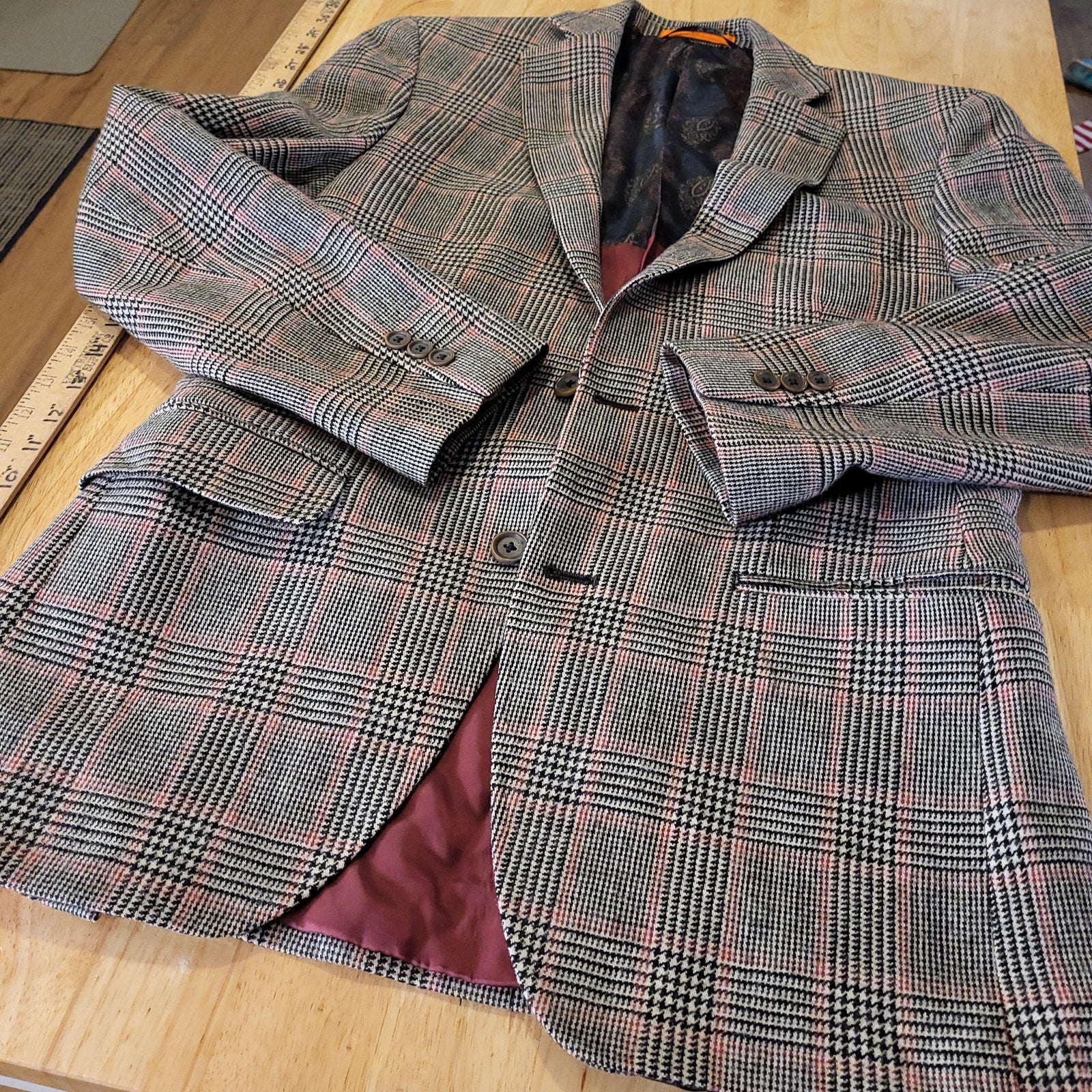 Tallia Wool Plaid Blazer pockets 19" P2P 27" long lined 3 button cuff 