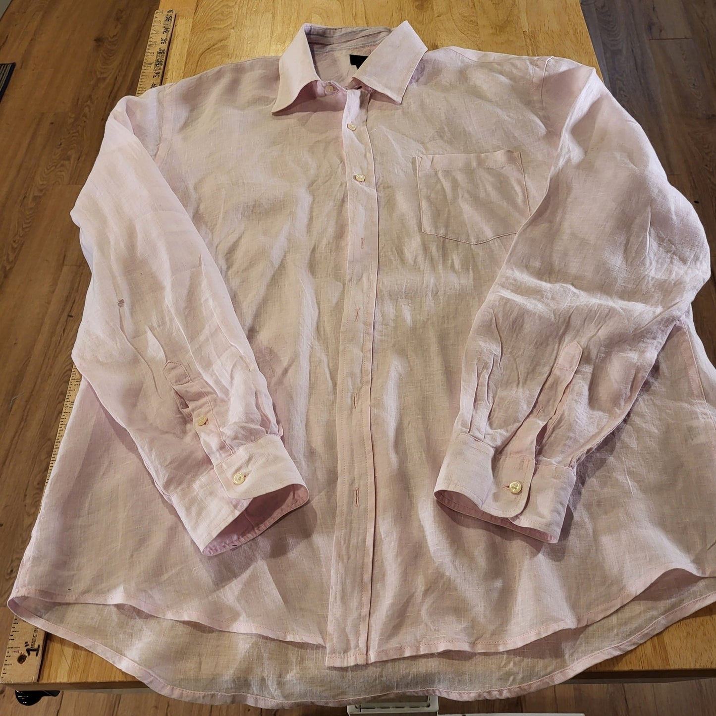Saks Fifth Avenue Pastel Pink 100% Linen Collar Button Down (see small hole) XL