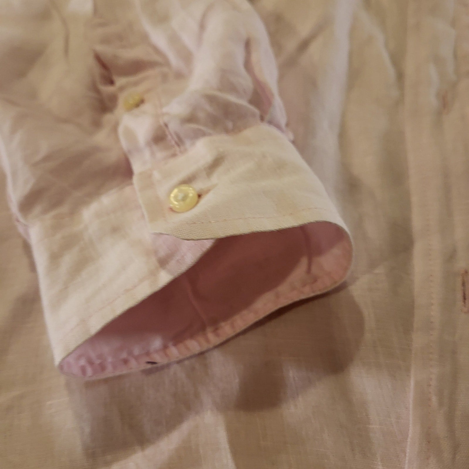 Saks Fifth Avenue Pastel Pink 100% Linen Collar Button Down (see small hole) XL