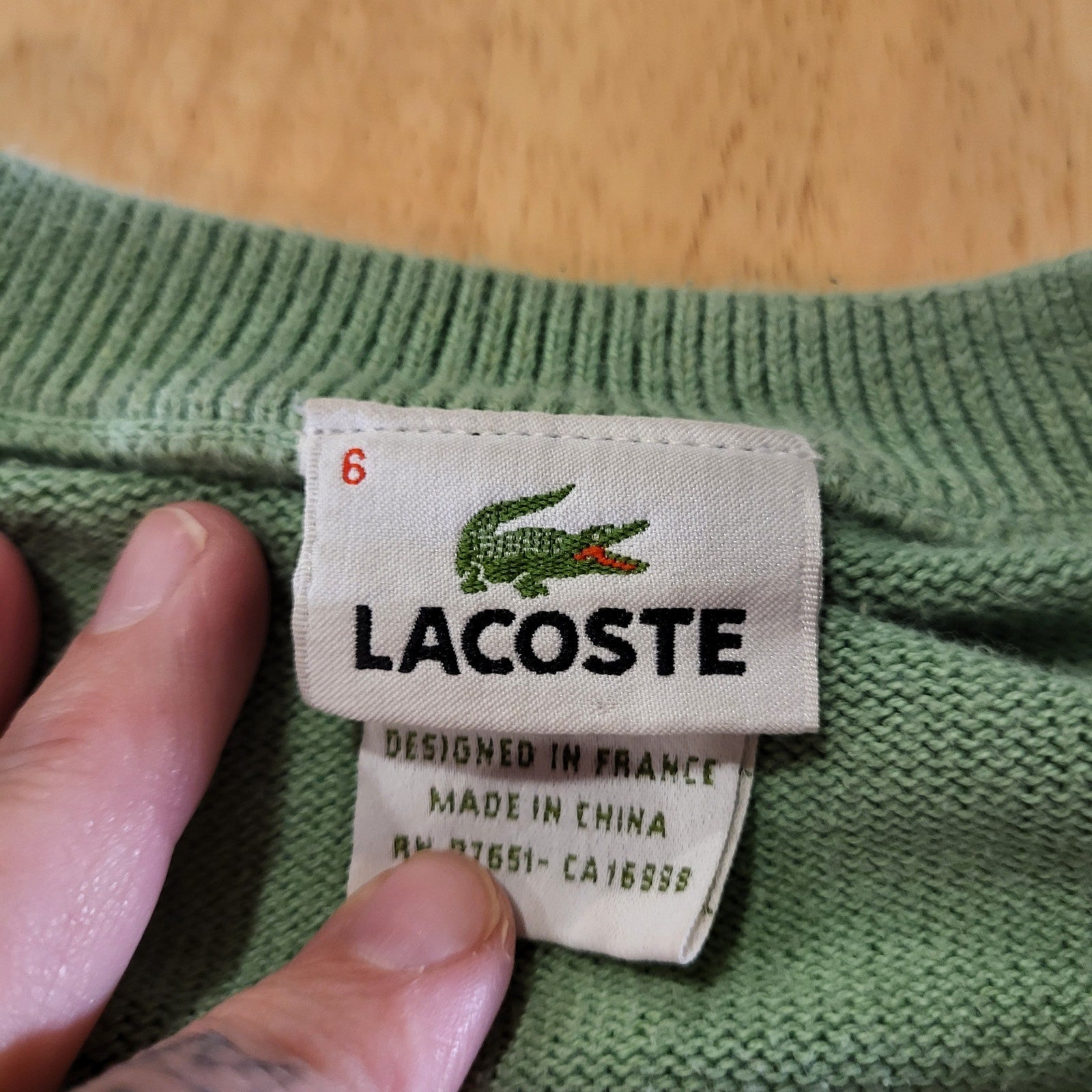 Pastel Green Lacoste V-neck Sweater Cotton 23"p2p 37" Long 