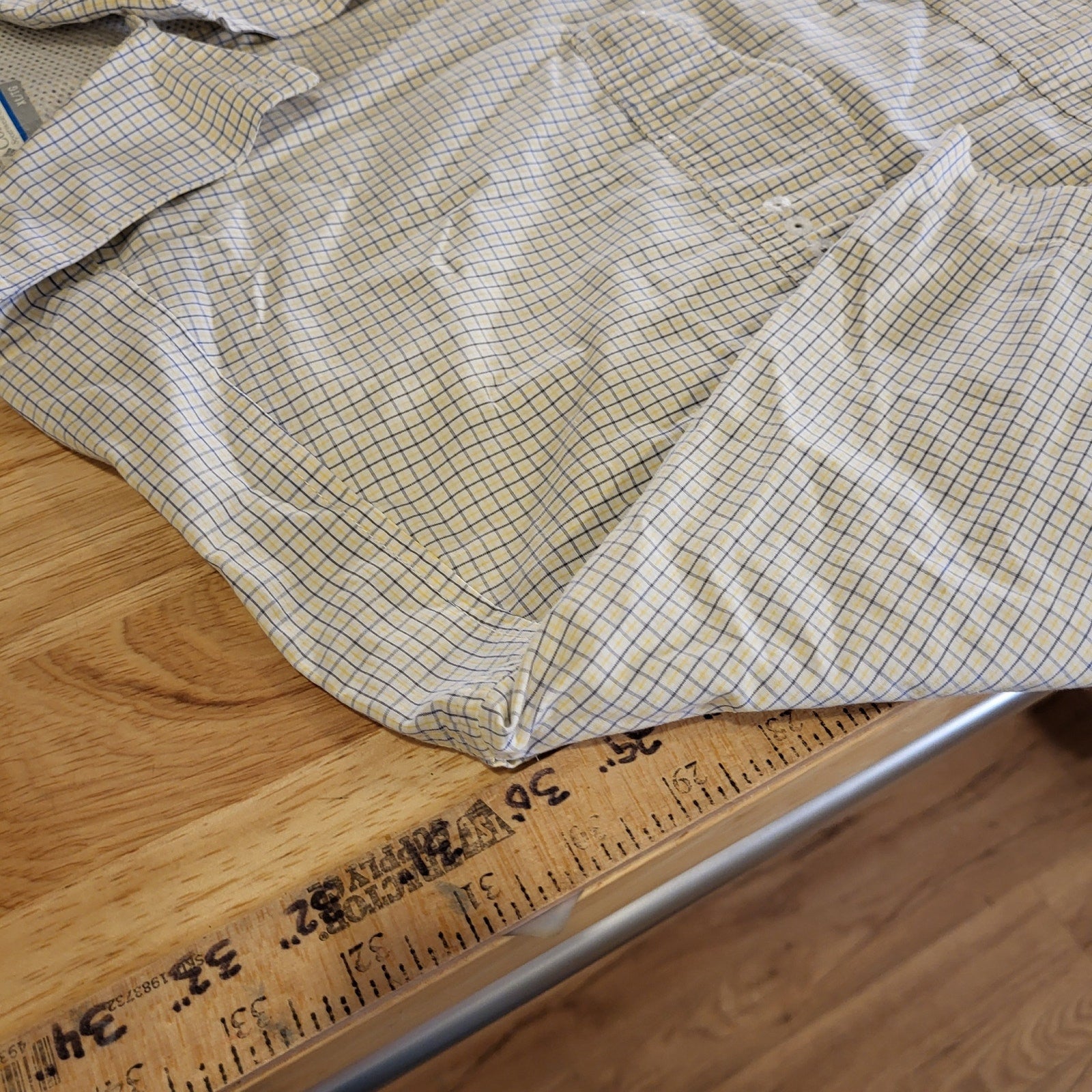 Colombia Super Bone Head XL White W/ Blue Yellow Check Short Sleeve Collared 