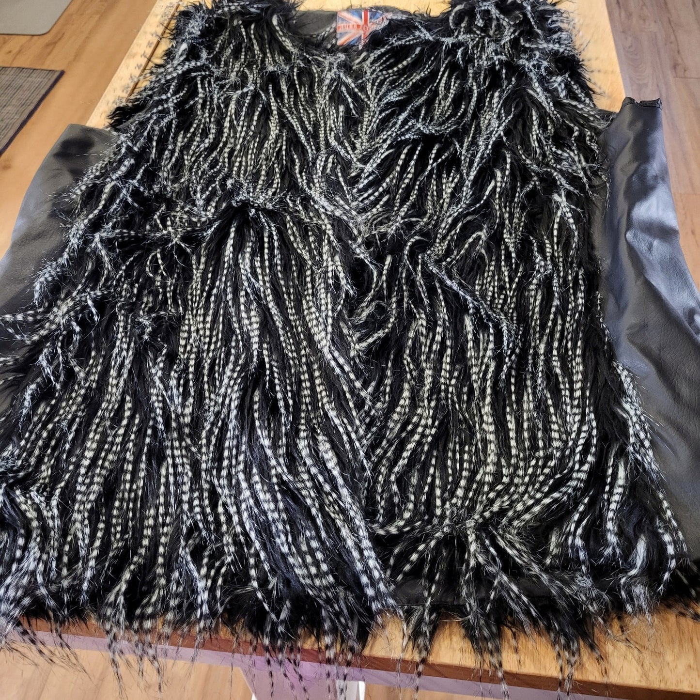 Miss London Black & White Faux Fur Mid-length Vest 3X Faux Leather Side Panels
