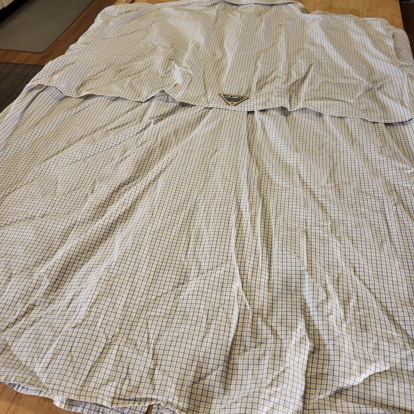Colombia Super Bone Head XL White W/ Blue Yellow Check Short Sleeve Collared 
