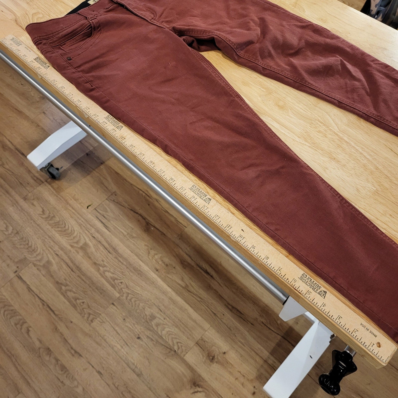 Size 4 Maroon Democracy "Ab Technology" Skinny Jeans Elastic Waist