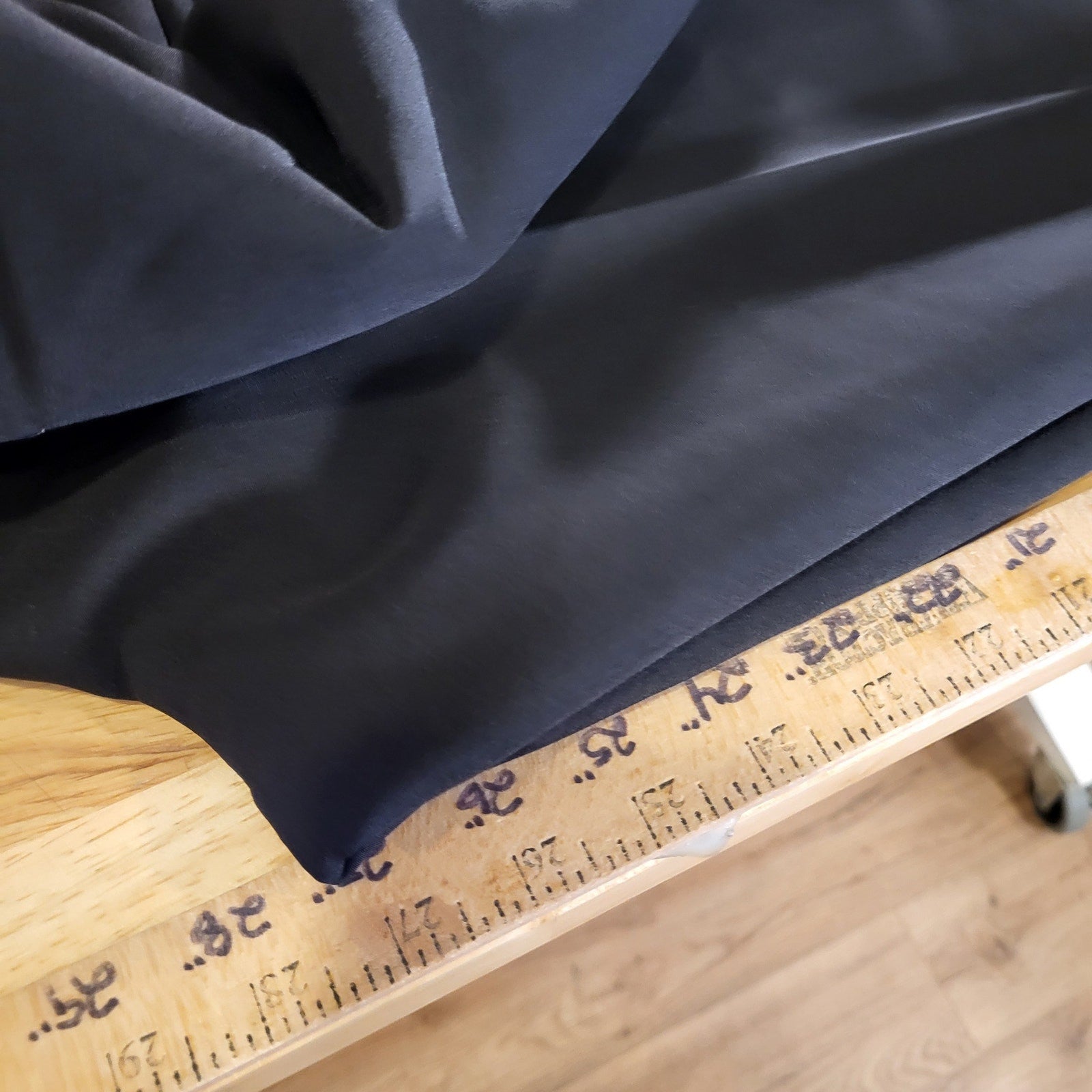 NWT Philosophy petite 8p black flat front Wide Leg  27" Rise