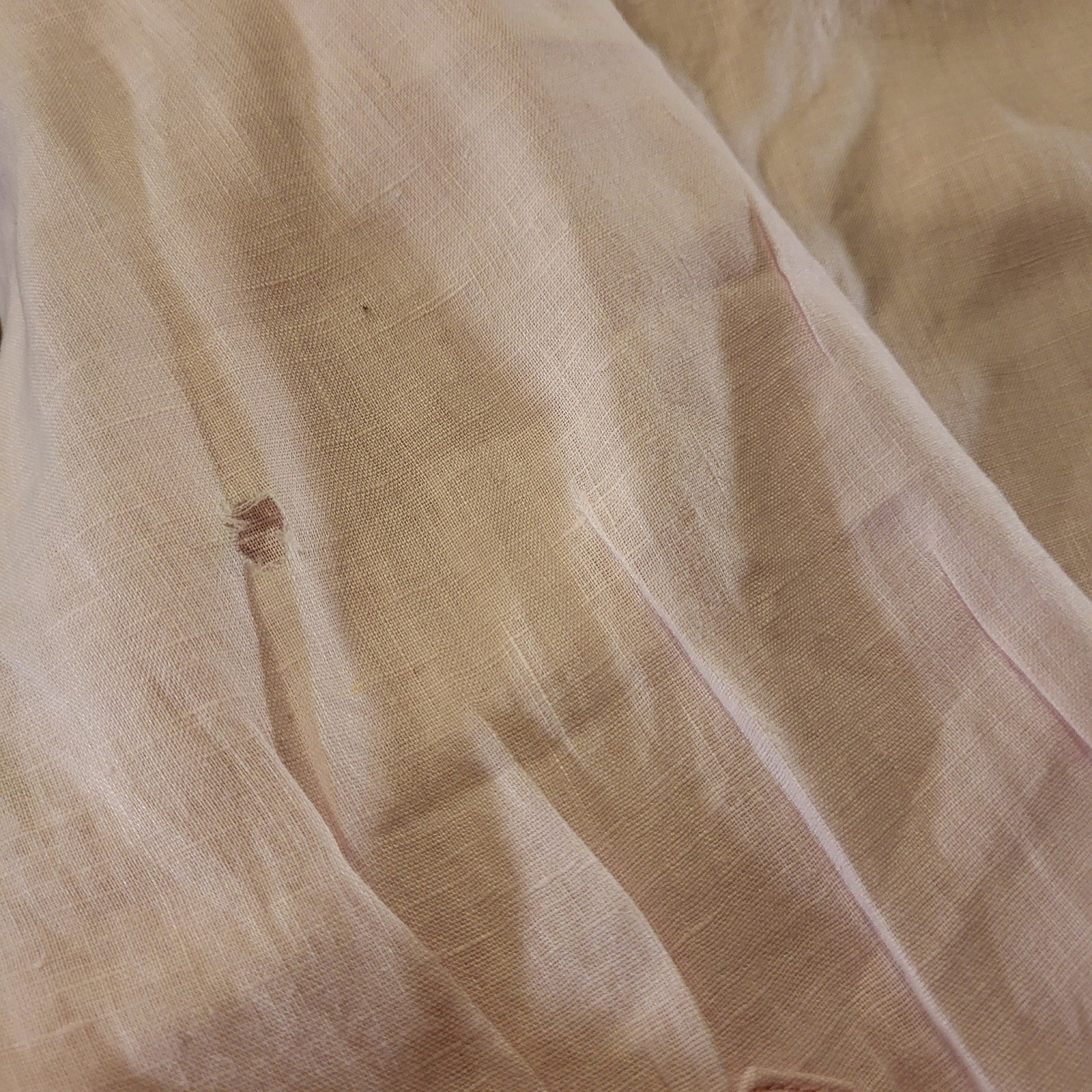 Saks Fifth Avenue Pastel Pink 100% Linen Collar Button Down (see small hole) XL