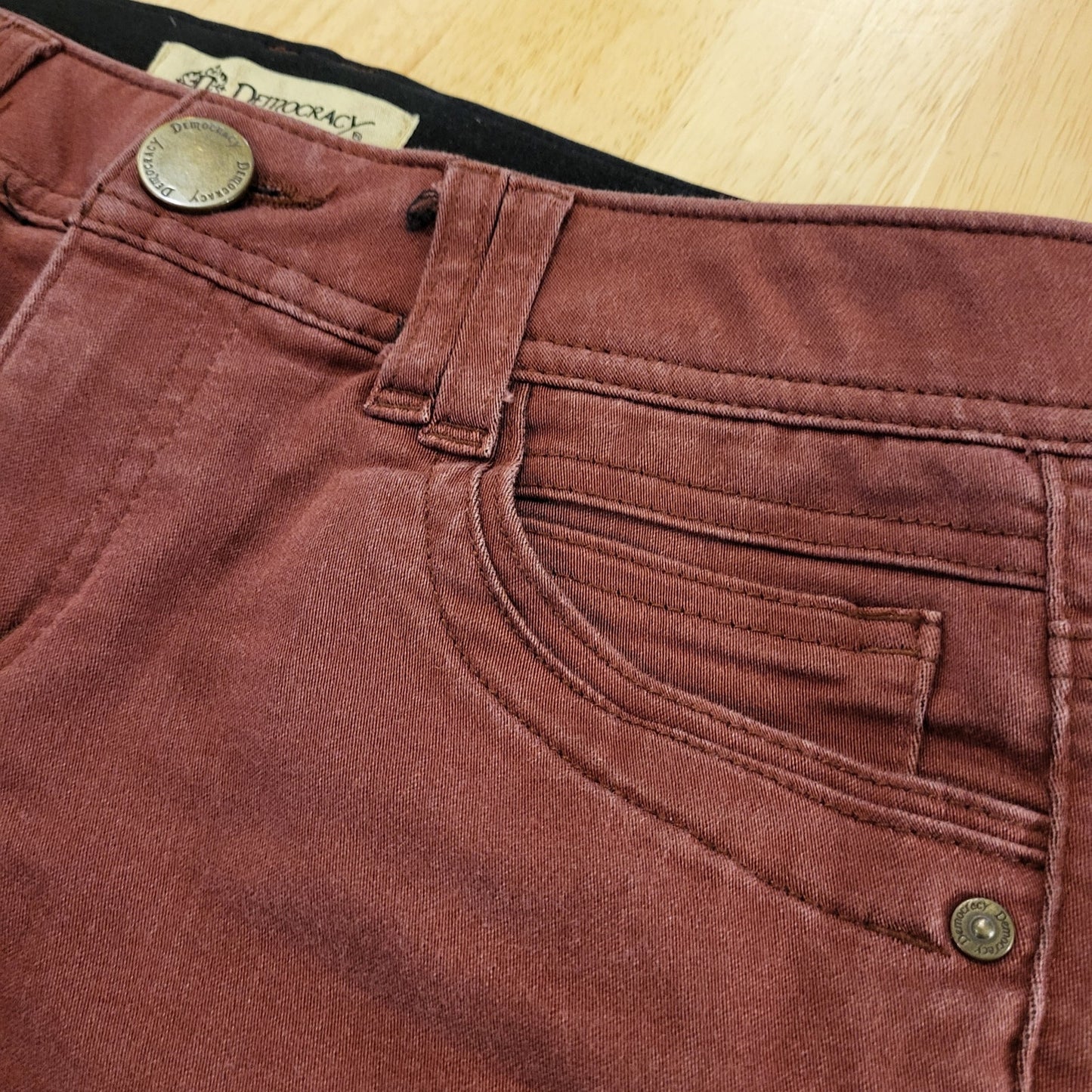 Size 4 Maroon Democracy "Ab Technology" Skinny Jeans Elastic Waist