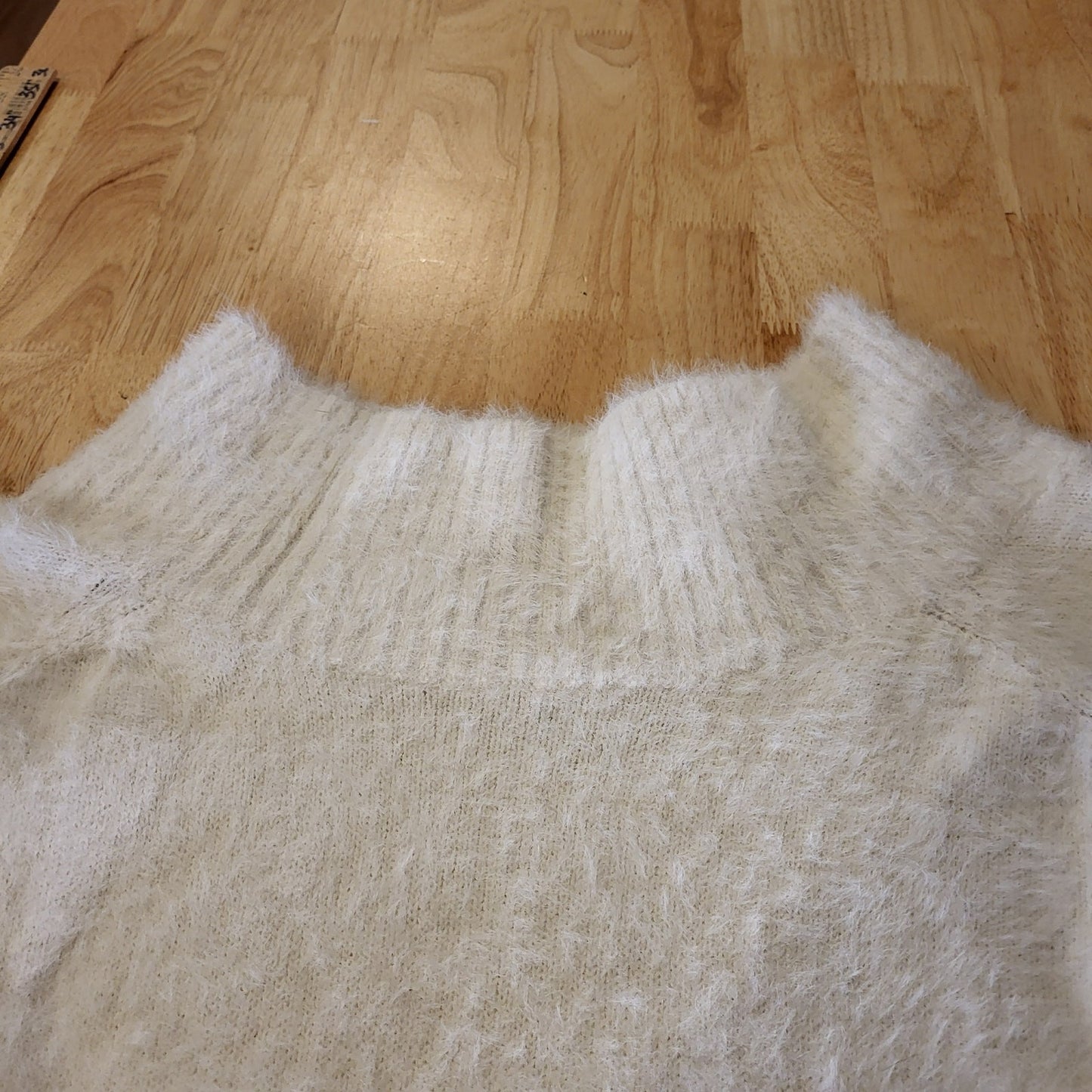 Loft White Fuzzy Off The Shoulder Sweater Long Sleeve Small 17" Pit to pit