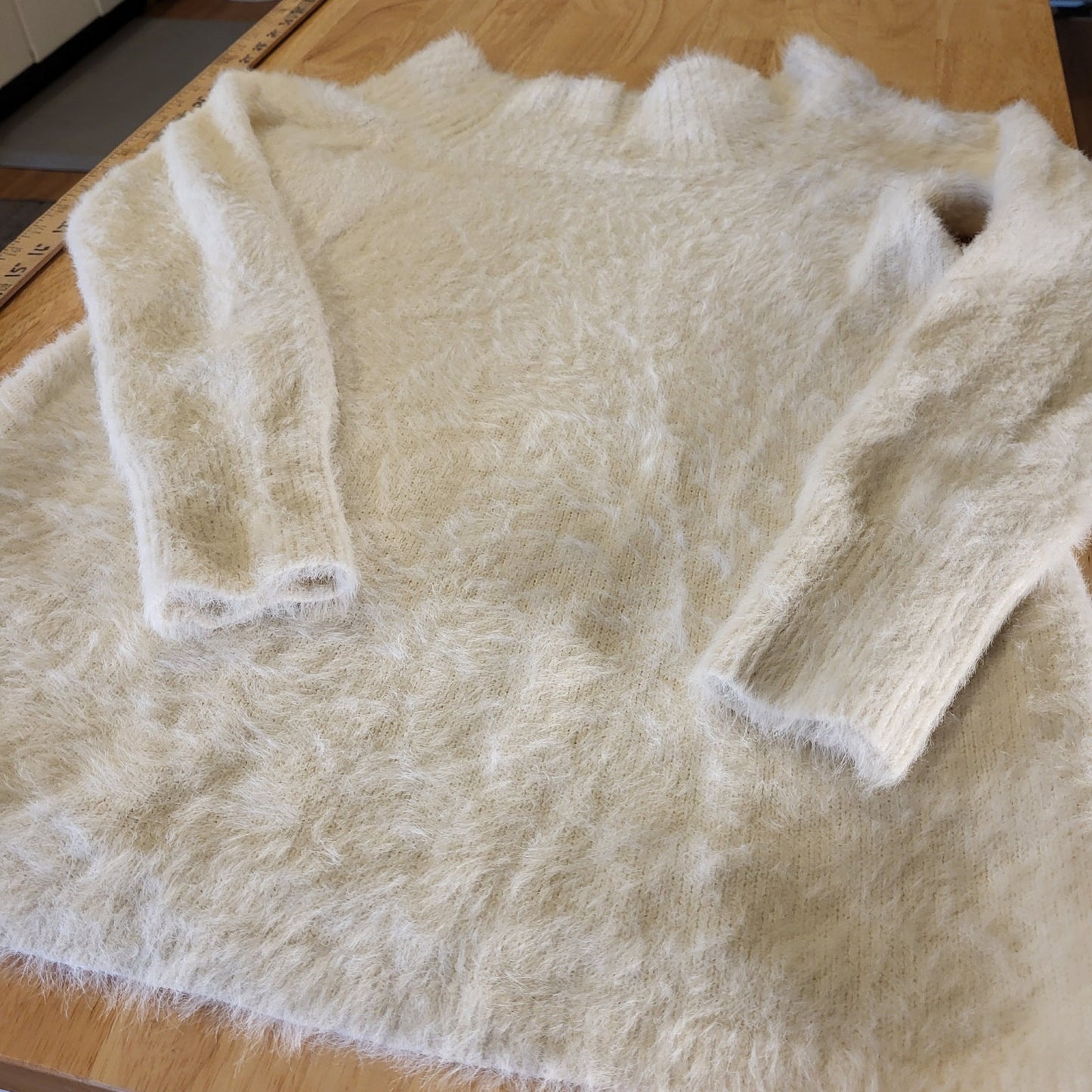 Loft White Fuzzy Off The Shoulder Sweater Long Sleeve Small 17" Pit to pit