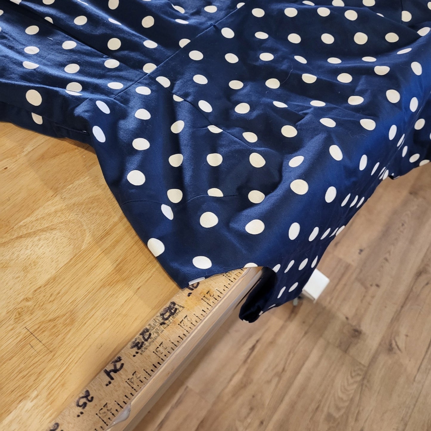 Tahari Size 16 Arthur S. Lavine Navy Blue White Polkadot Sleeveless Knee Length 