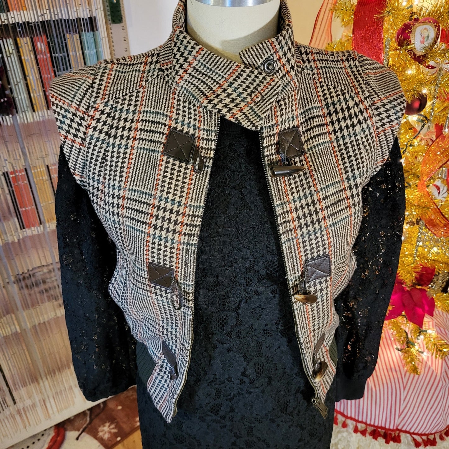 Vintage Benetton houndstooth vest brown trim cap sleeve wool blend small