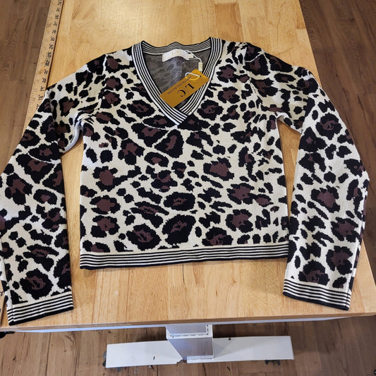 NWT Lauren Conrad Leopard Knit V-neck Sweater 15" p2p Large (fits tight) |