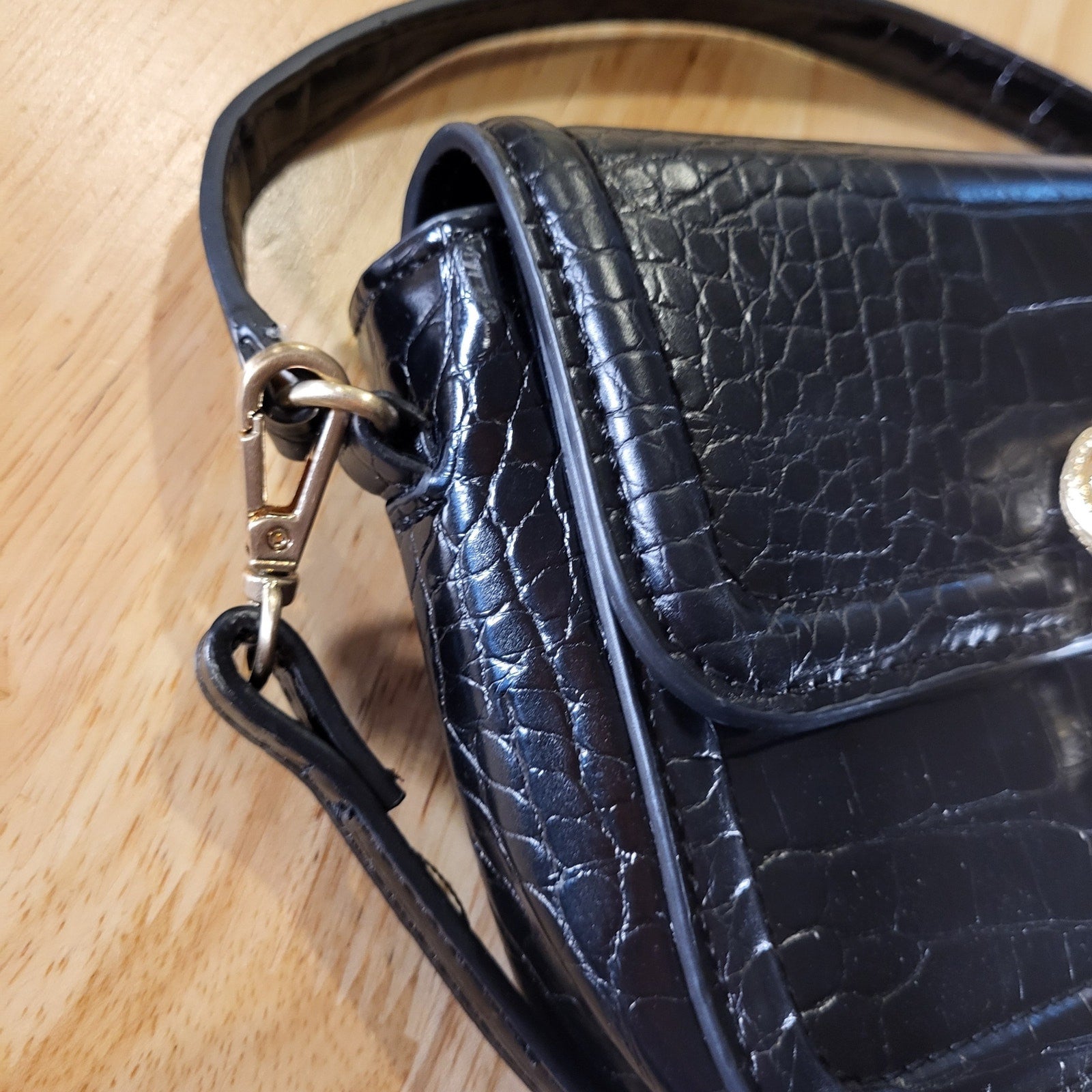 New Without Tags Zara Black Cross Body Bag Gold Metal Snake Closure Faux Leather